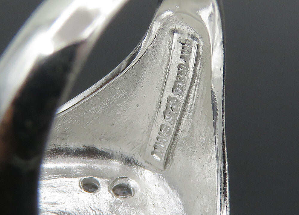 925 Sterling Silver  Vintage Topaz Cutout Detail Shiny Band Ring Sz 7  RG21293