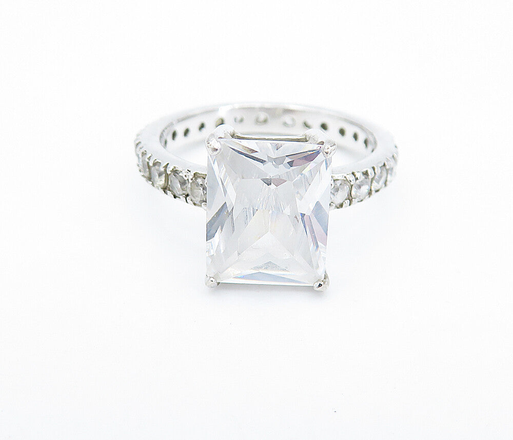 SETA 925 Silver  Cubic Zirconia Solitaire With Accents Ring Sz 7  RG6796