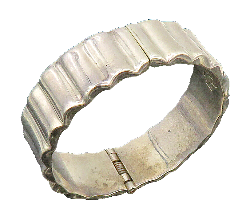 MEXICO 925 Sterling Silver  Vintage Shiny Fluted Round Bangle Bracelet  BT1190