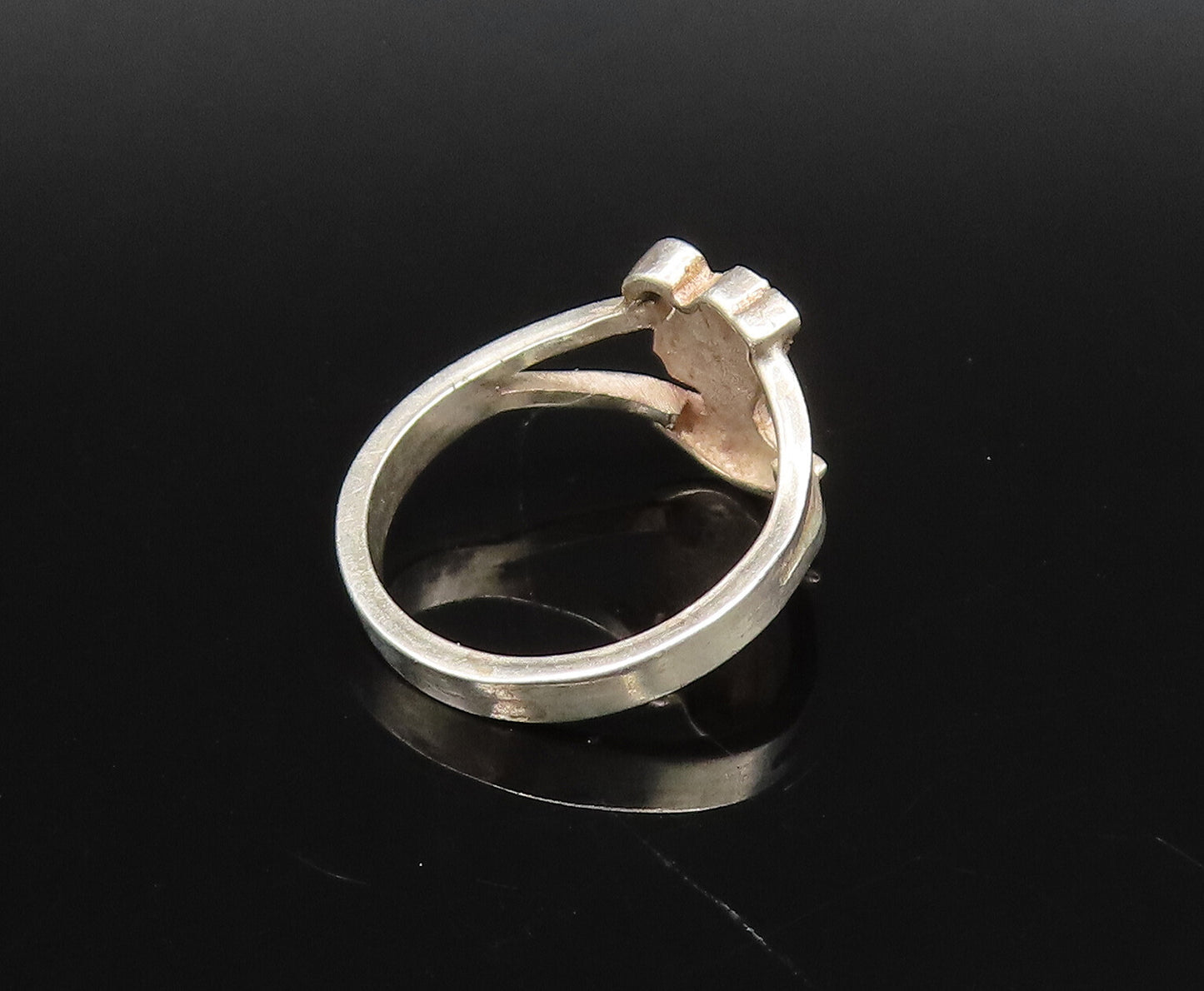 MIDDLE EAST 925 Silver  Vintage Etched Pharaoh Head Cutout Ring Sz 5  RG26018