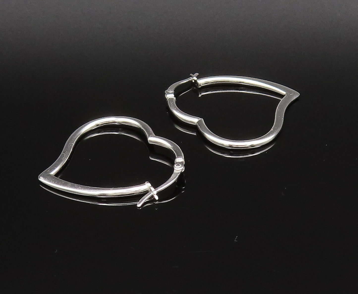 925 Sterling Silver  Vintage Minimalist Open Love Heart Hoop Earrings  EG12043