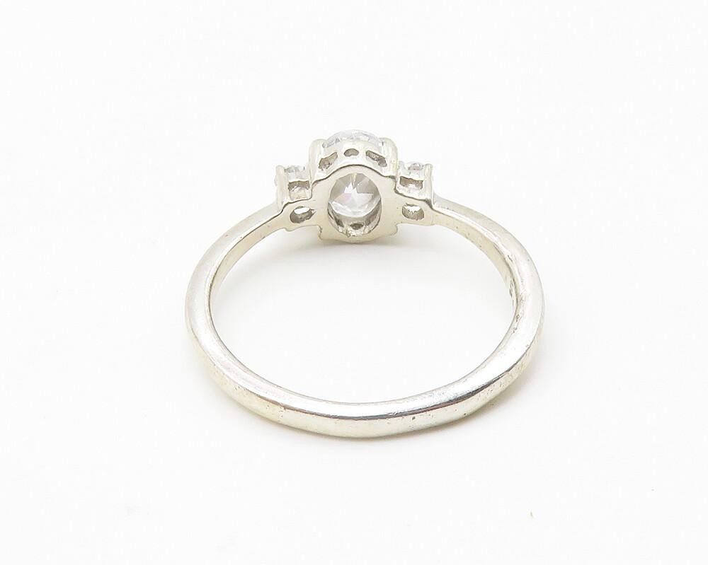 925 Sterling Silver  Cubic Zirconia Solitaire With Accents Ring Sz 8  RG10248