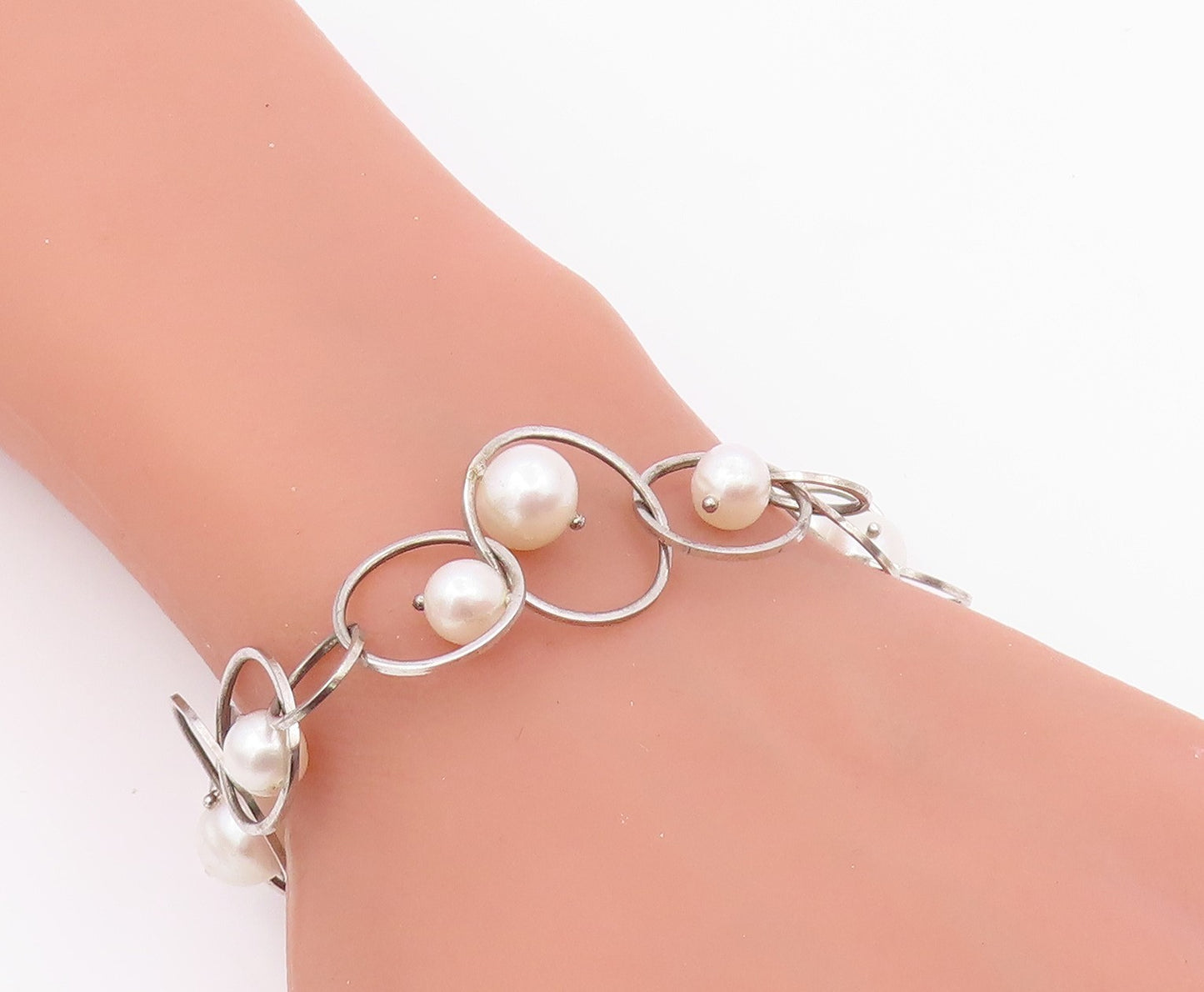 925 Sterling Silver  Vintage Cultured Pearl Open Circle Chain Bracelet  BT8935