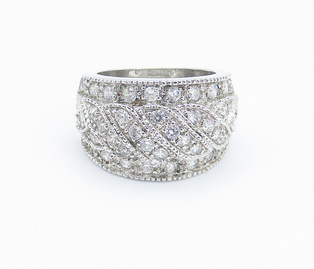 925 Sterling Silver  Sparkling Cubic Zirconia Domed Band Ring Sz 6  RG8533