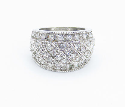 925 Sterling Silver  Sparkling Cubic Zirconia Domed Band Ring Sz 6  RG8533