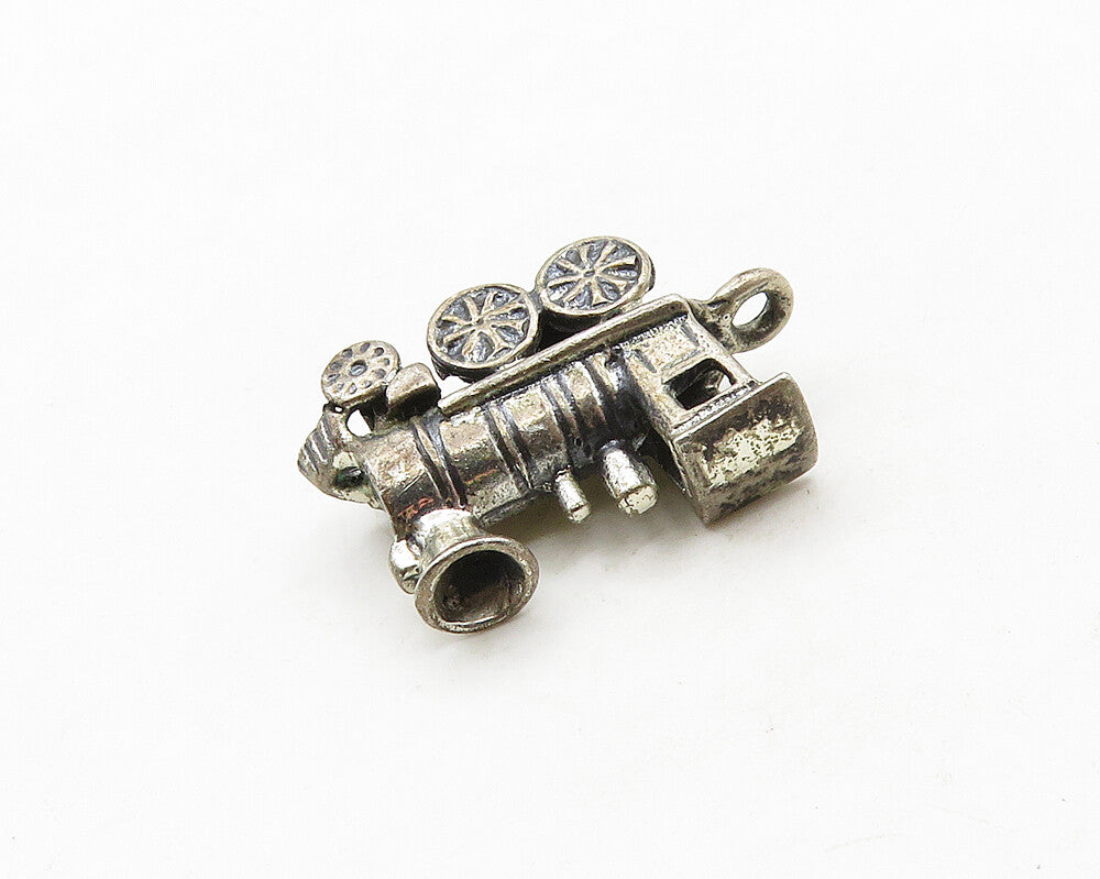 925 Sterling Silver  Vintage Petite Old Fashioned Steam Train Pendant  PT15477