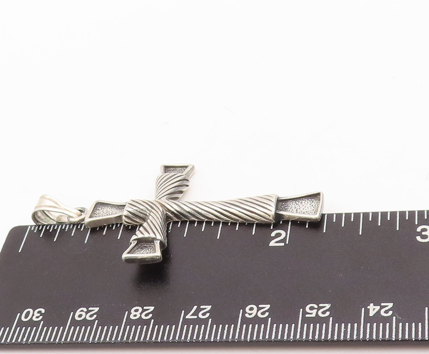 925 Sterling Silver Vintage Pendant Solid Grooved Religious Cross  PT23485