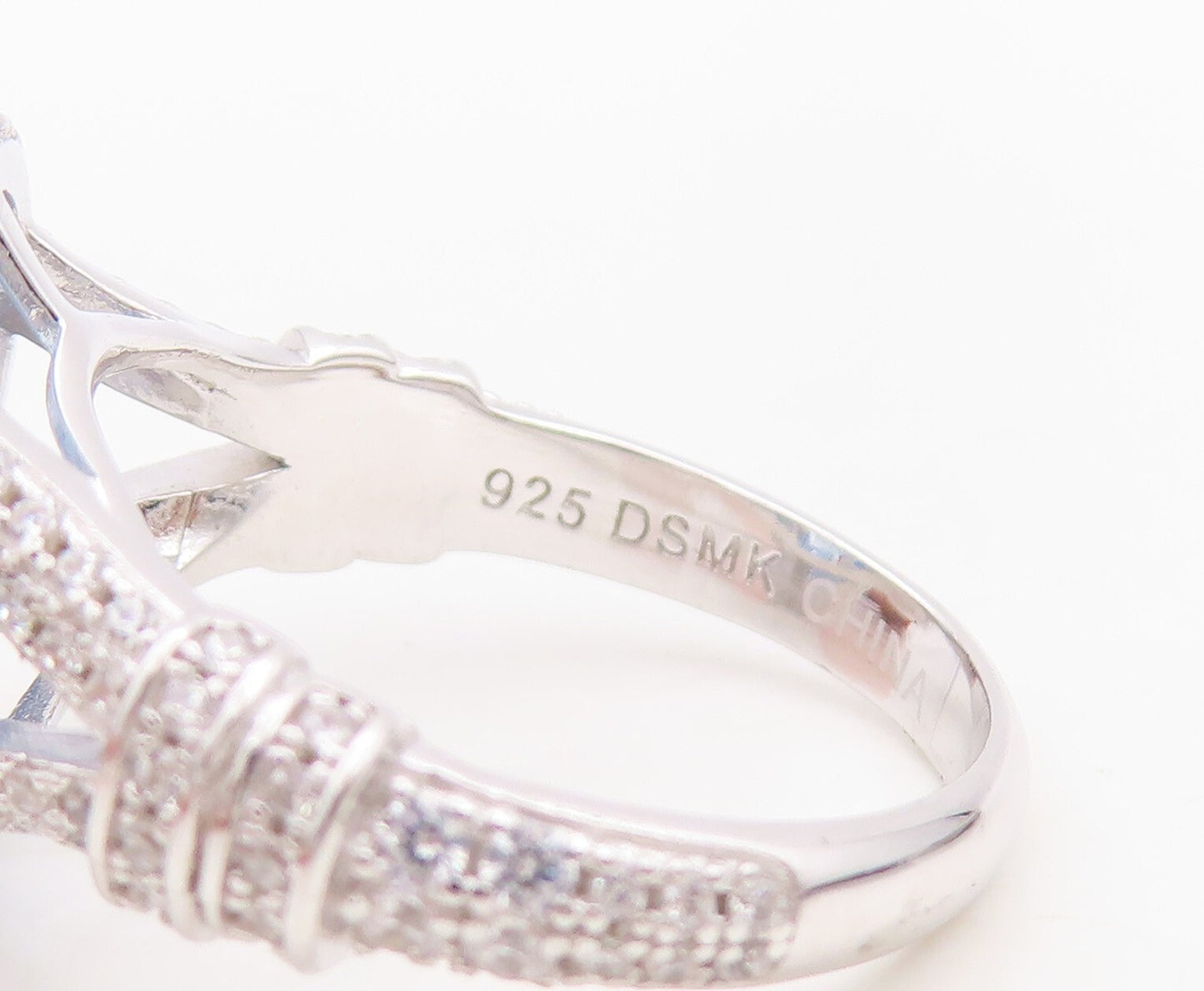 925 Sterling Silver Vintage Ring Designer Oval Blue Halo White CZ  Sz 7  RG30137