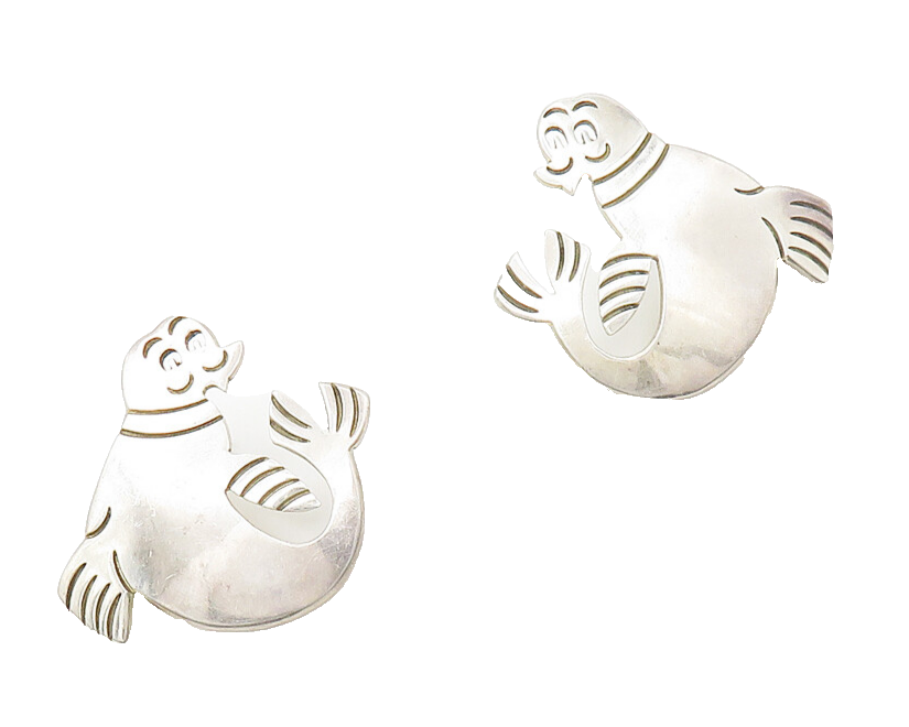 MEXICO 925 Sterling Silver  Vintage Shiny Seal Motif Drop Earrings  EG8979