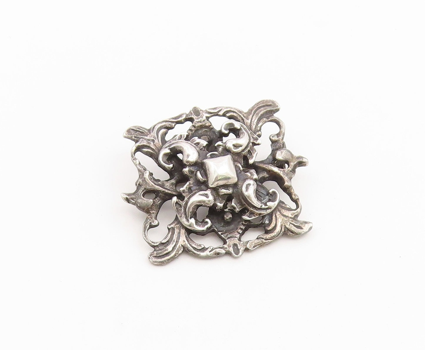 925 Sterling Silver Vintage Brooch Pin Classic Scrollwork Foliage Motif  BP12656