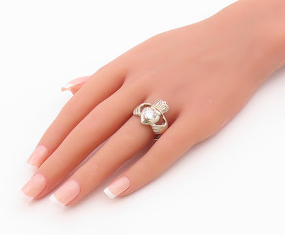 925 Sterling Silver Vintage Ring Classic CZ Claddagh Symbol Band  Sz 11  RG36401