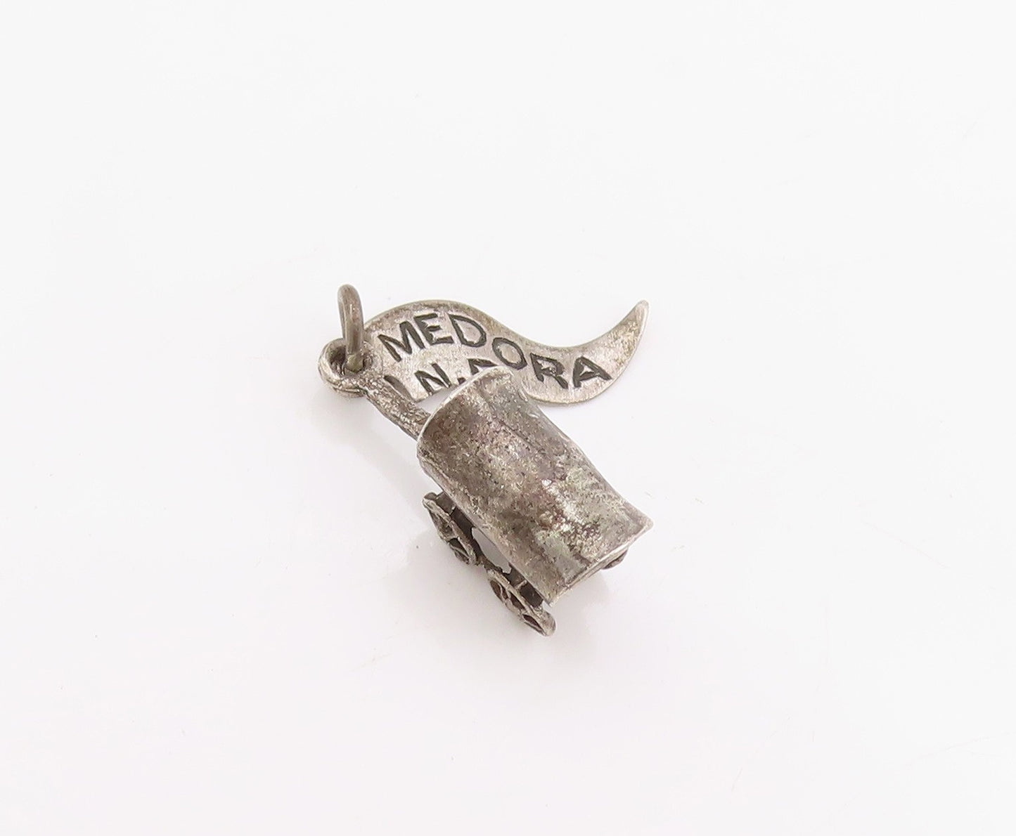 925 Sterling Silver Vintage Pendant Engraved Medora ND Carriage Wheels  PT25227