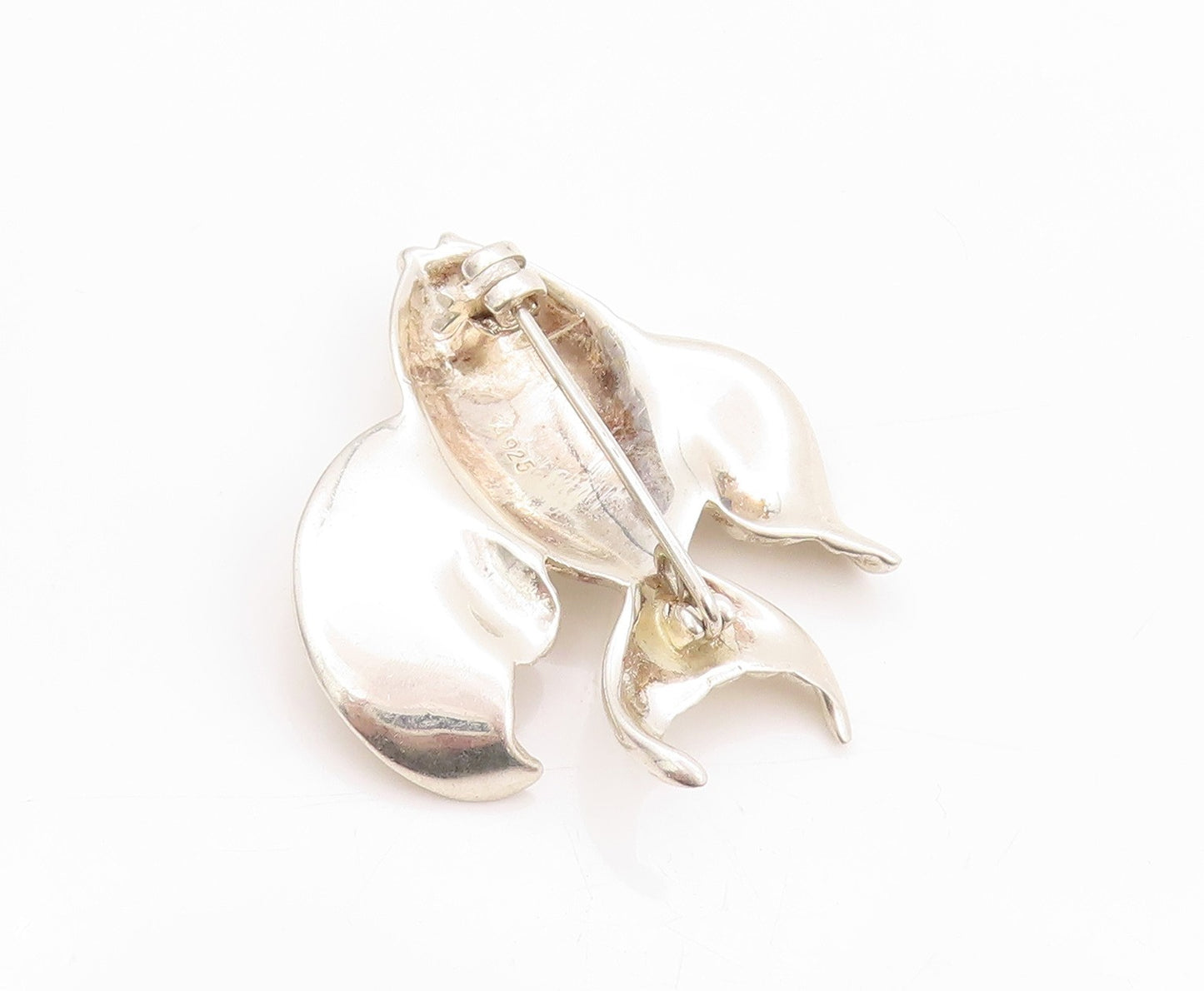 925 Sterling Silver Vintage Brooch Domed Carved Tropical Fish Design  BP11642