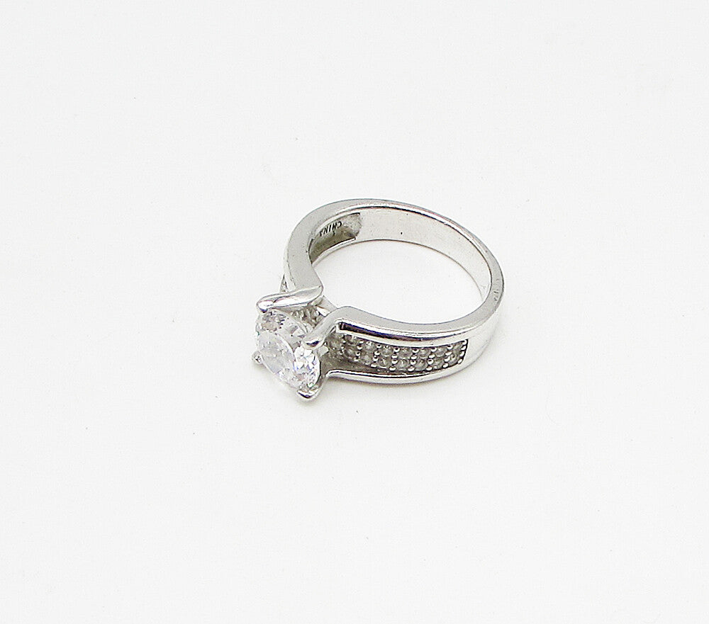 925 Sterling Silver  Faceted White Cubic Zirconia Band Ring Sz 7  RG3267