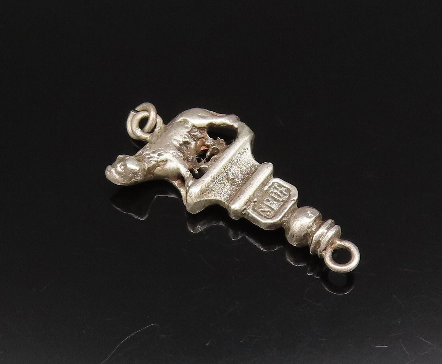 925 Sterling Silver  Vintage Sculpted Animal On Top Of Pillar Pendant  PT21743