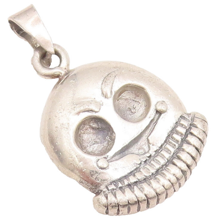 925 Sterling Silver Vintage Pendant Solid Carved Scary Halloween Skull  PT22674