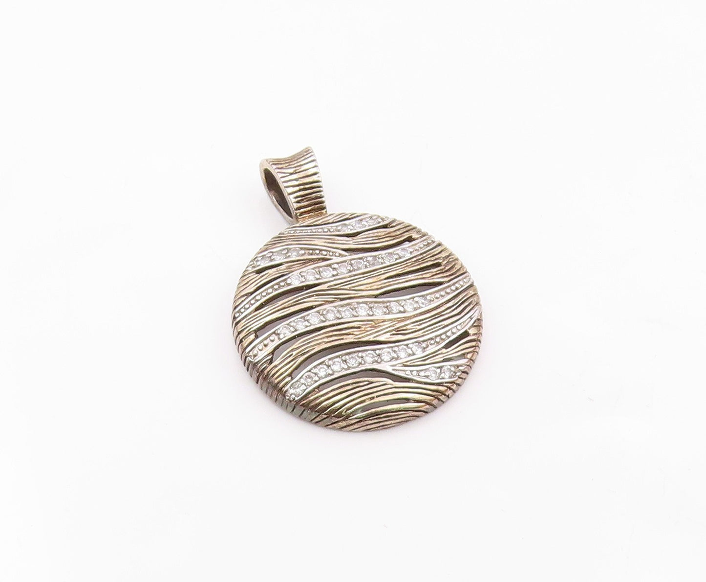 925 Sterling Silver  Vintage Shiny Topaz Textured Pattern Pendant  PT19676