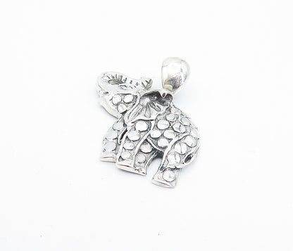 925 Sterling Silver  Vintage Circle Detail Elephant Motif Drop Pendant  PT5752