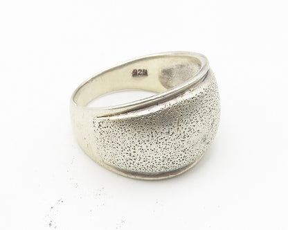 925 Sterling Silver  Vintage Textured Detail Tapered Band Ring Sz 6.5  RG10278