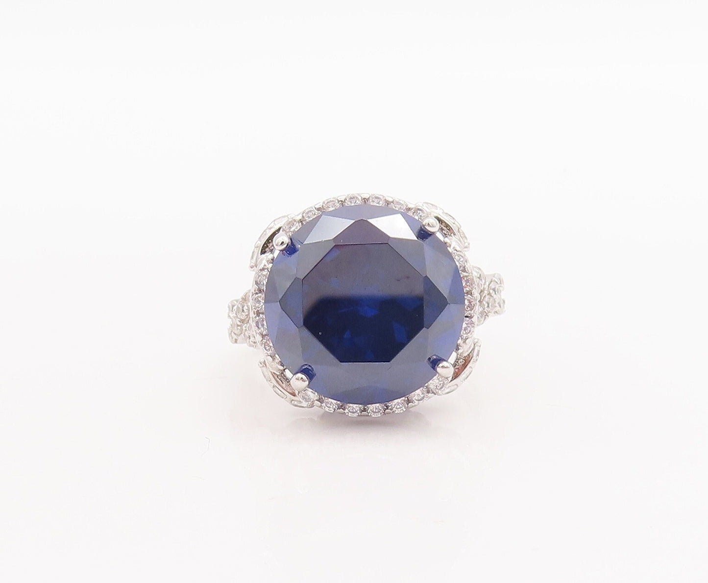 925 Sterling Silver Vintage Ring Designer Carved Neck 2 Tone CZ  Sz 7  RG29410