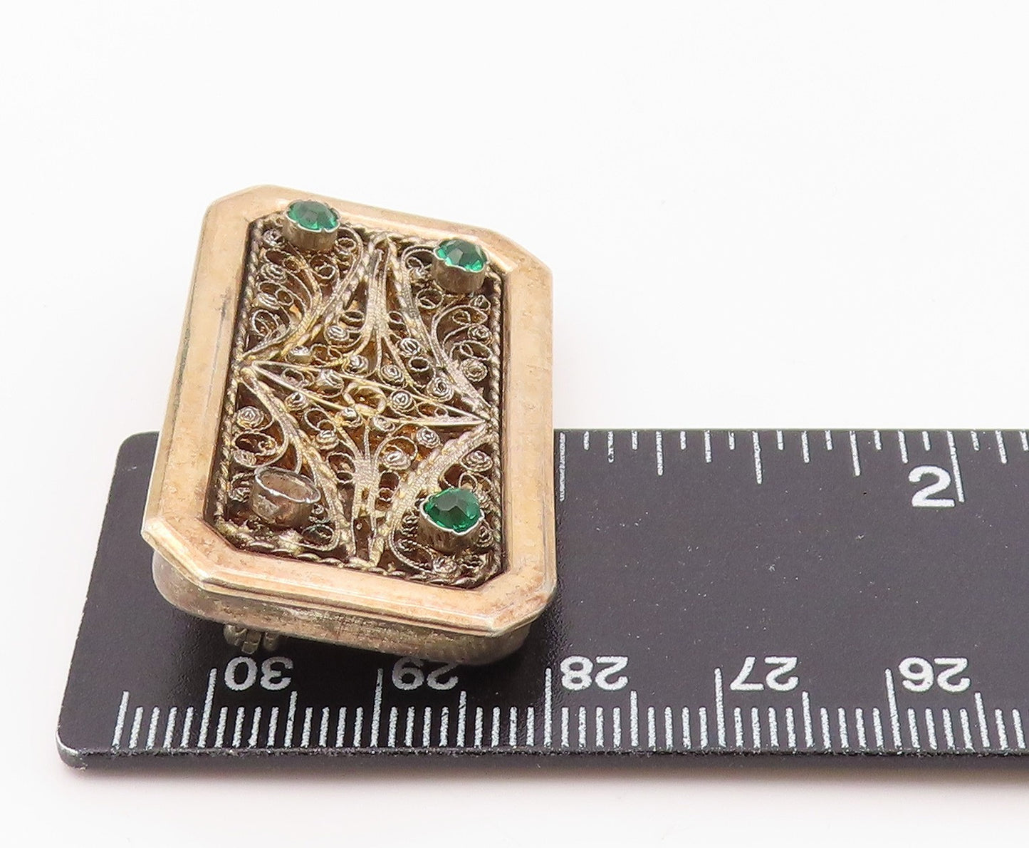 925 Sterling Silver Vintage Brooch Pin Gold Plated Emerald Scrollwork  BP12577