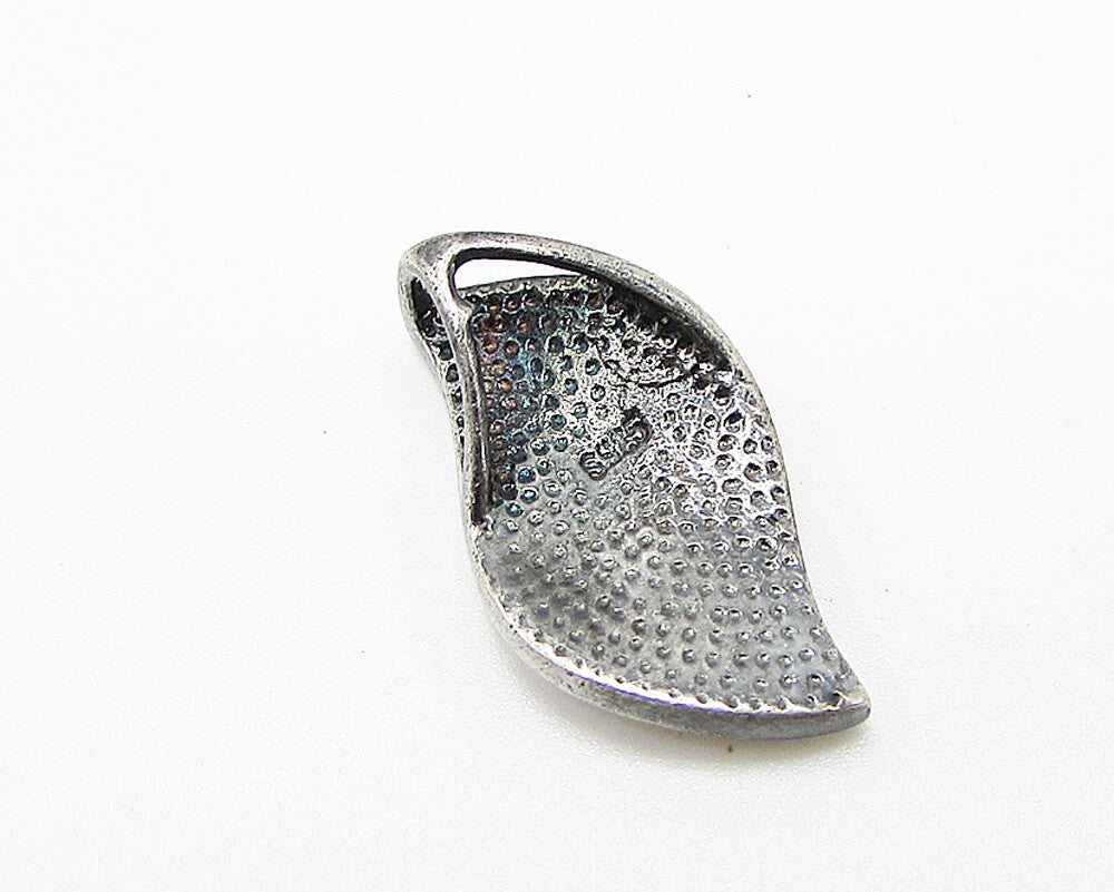 925 Sterling Silver  Vintage Etching Detail Floral Leaf Slider Pendant  PT2010