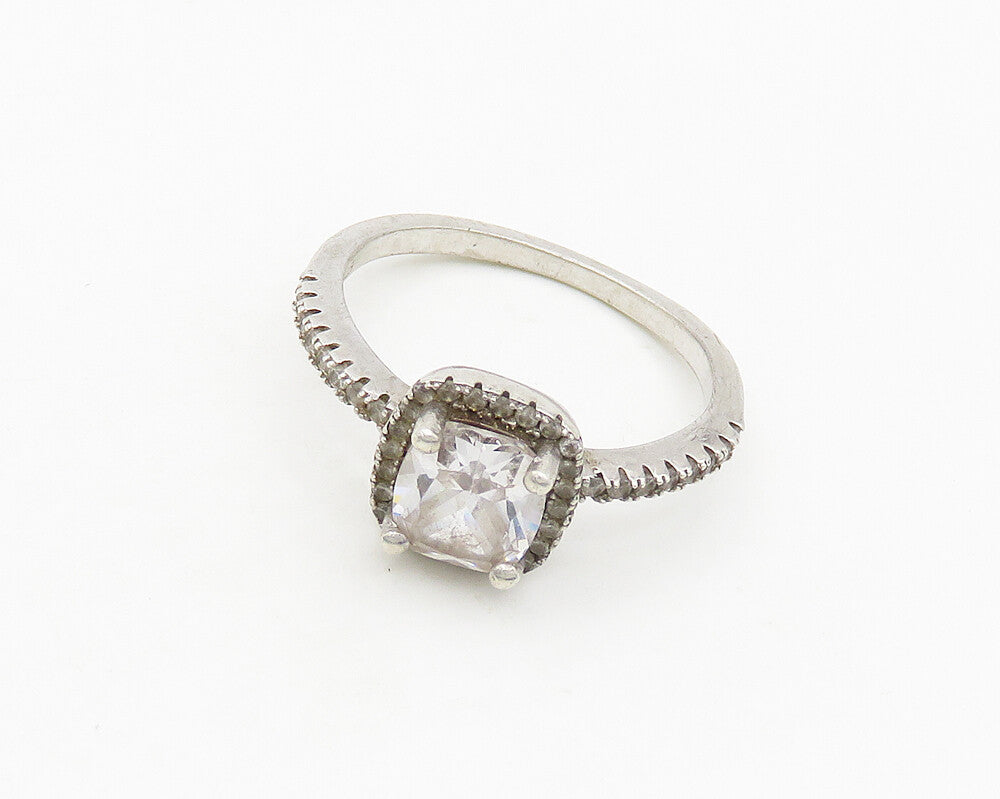 925 Sterling Silver  Vintage Cubic Zirconia Solitaire Accent Ring Sz 8 RG17951