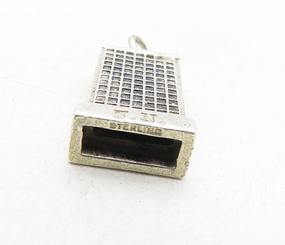 925 Sterling Silver  Vintage Shiny Etched U.N. Building Drop Pendant  PT6816