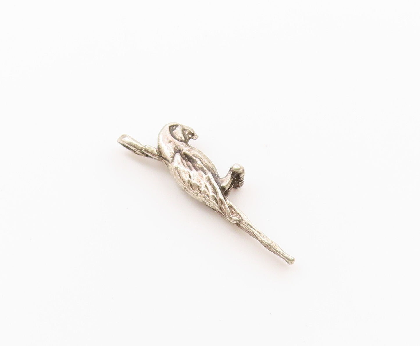925 Sterling Silver  Vintage Petite Perched Parrot Bird Pendant  PT17668