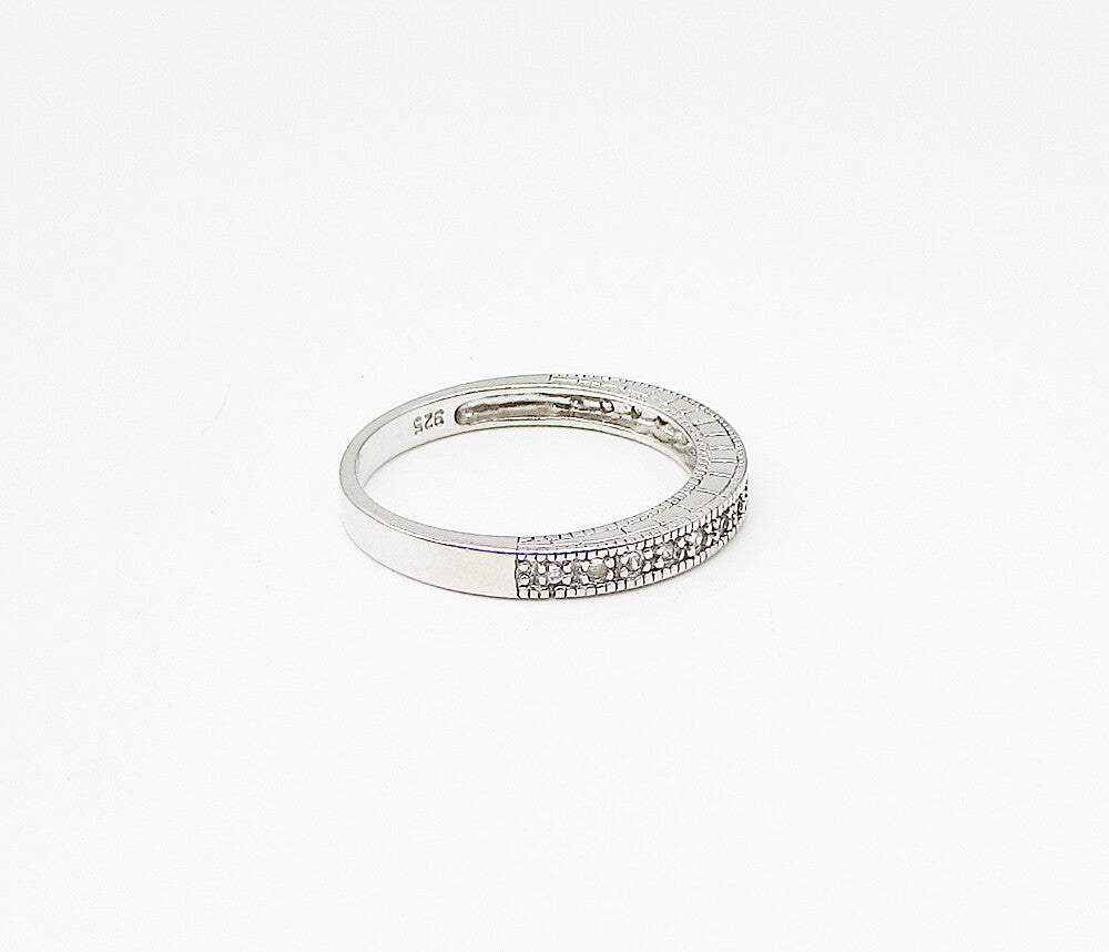 925 Sterling Silver  White Cubic Zirconia Band Ring Sz 9  RG2954