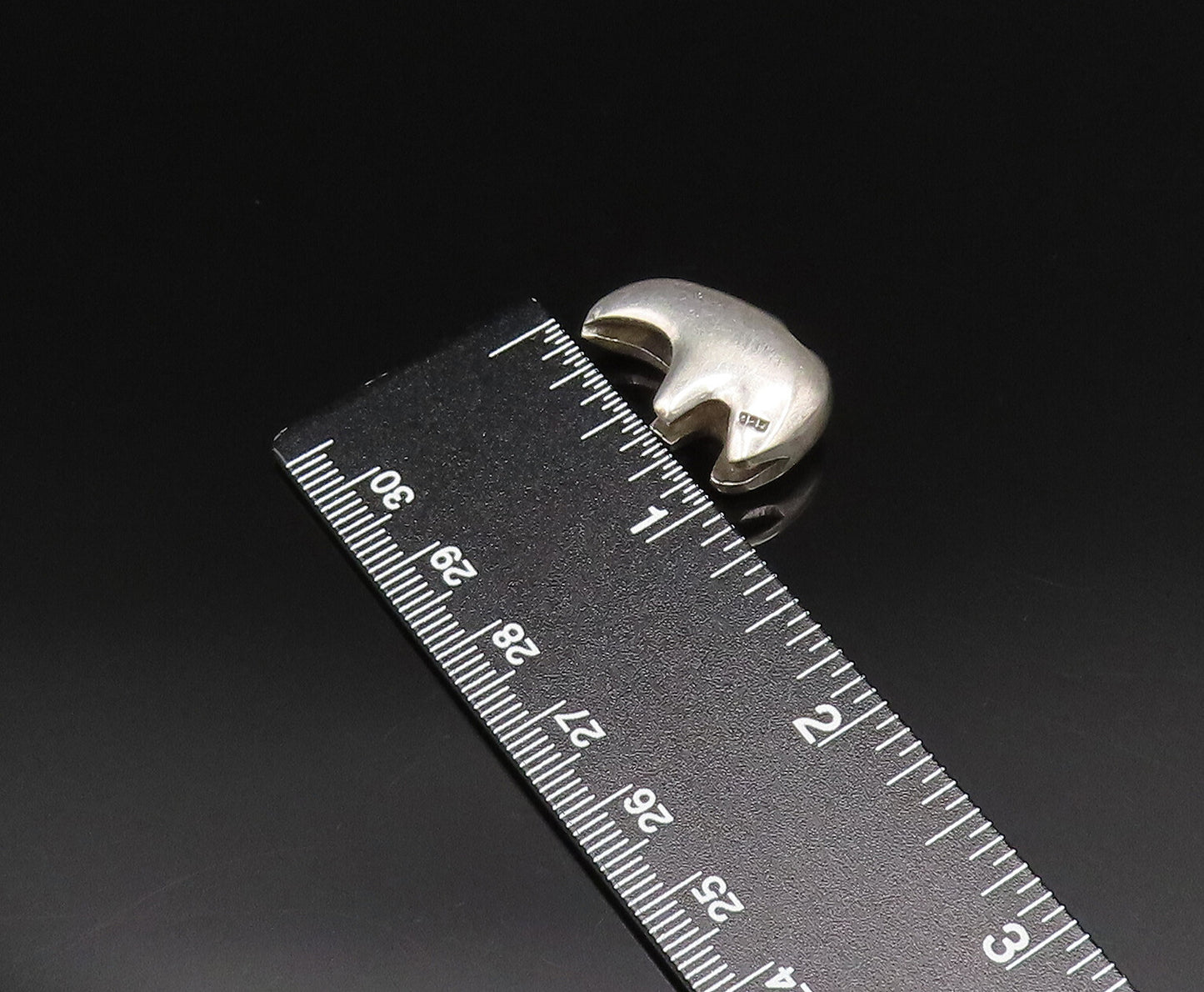 925 Sterling Silver  Vintage Minimalist Polished Bear Motif Pendant  PT21482