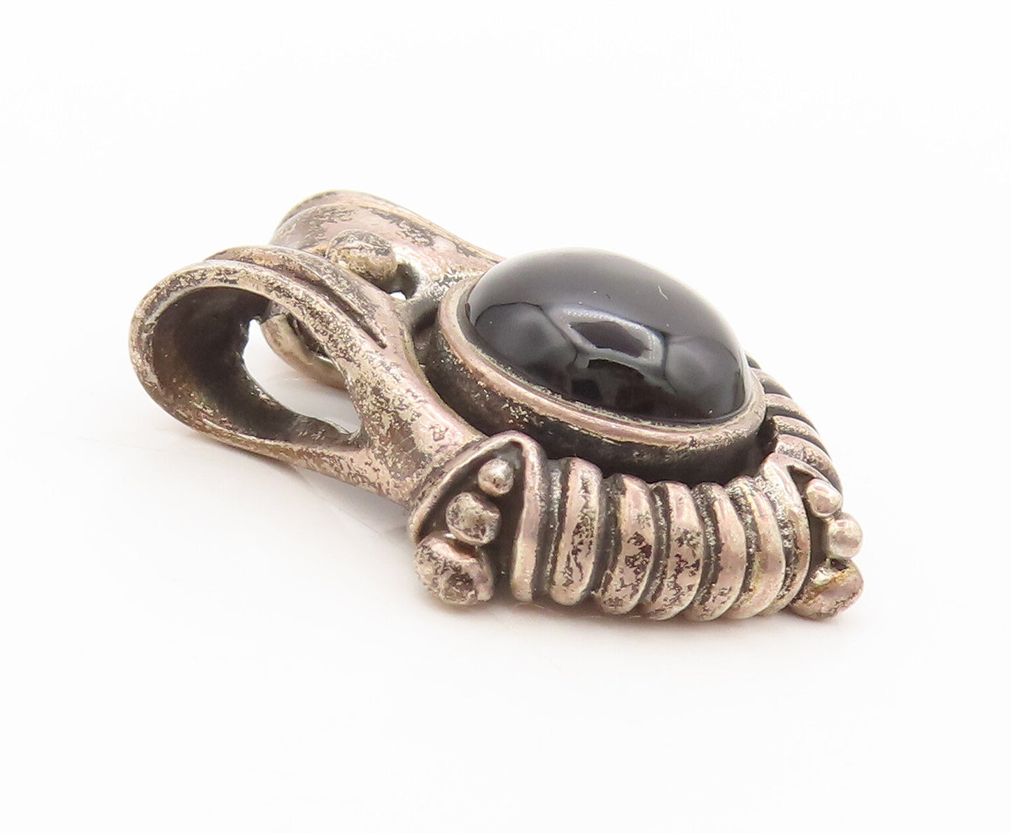925 Sterling Silver  Vintage Round Cabochon Onyx Puffy Carved Pendant  PT22342