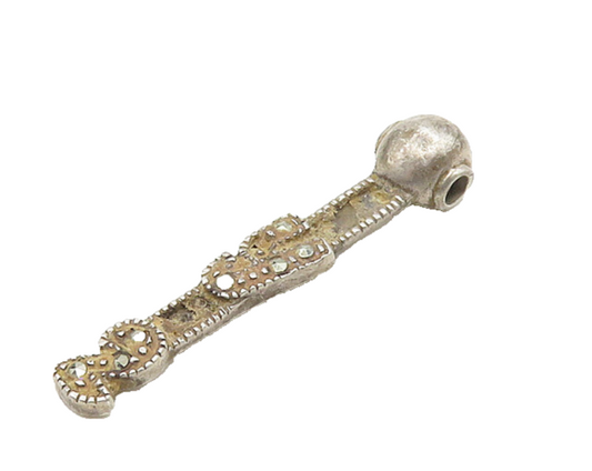 925 Sterling Silver  Vintage Sparkling Marcasite Vertical Pendant  PT14276