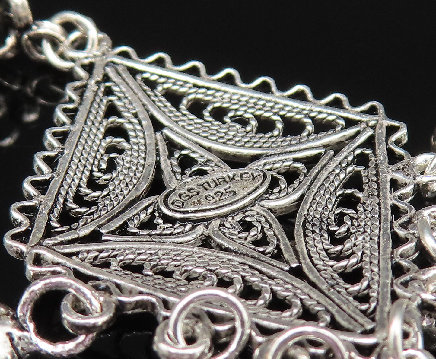 925 Sterling Silver  Vintage Wavy Edge Beaded Diamond Shaped Earrings  EG11956