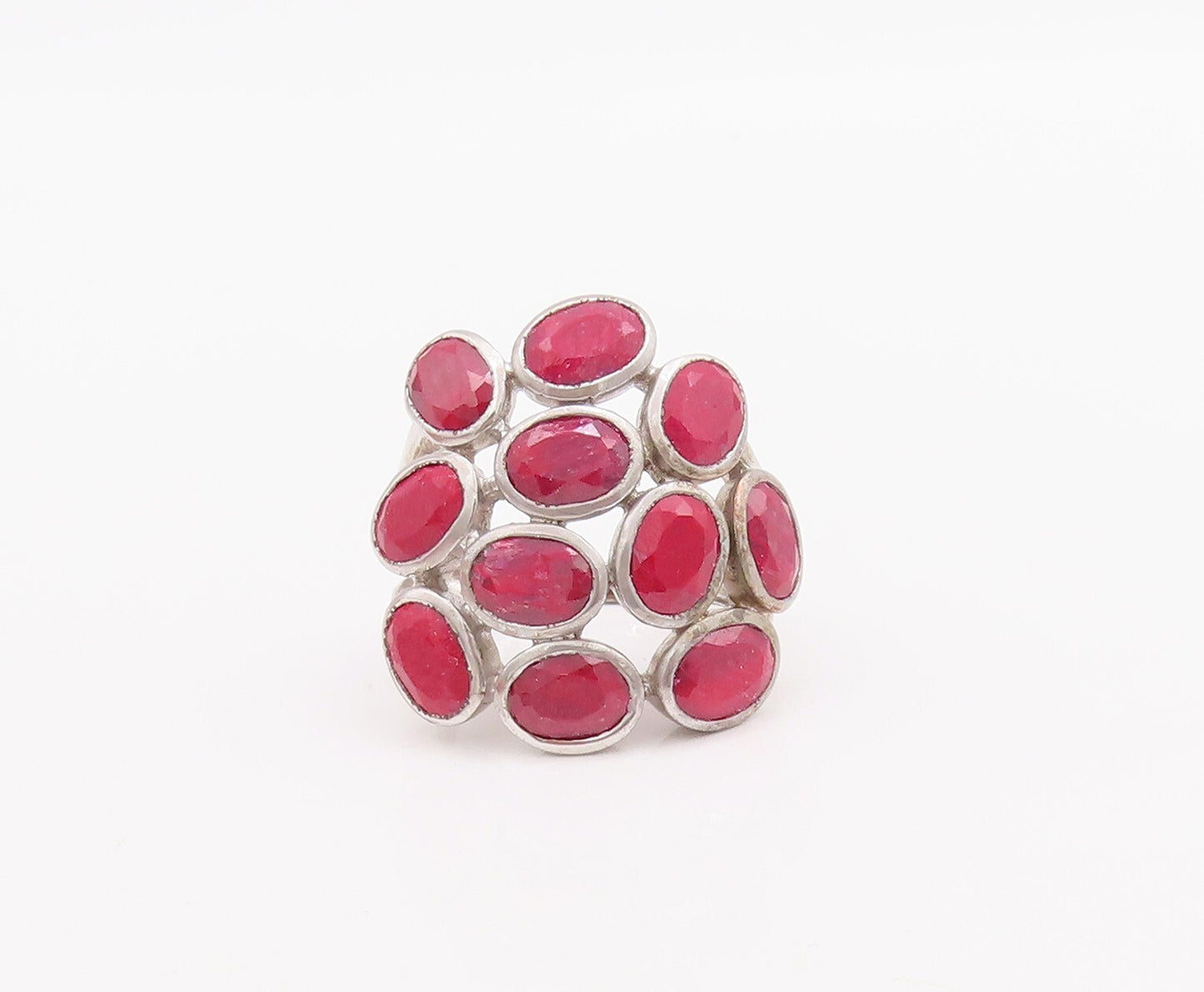 925 Sterling Silver Vintage Ring Oval Cut Red Gemstone Cluster  Sz 8   RG29529