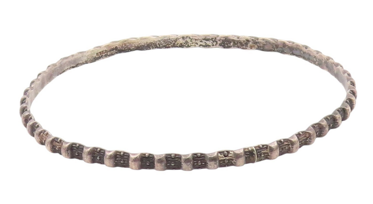 925 Sterling Silver  Vintage Antique Oxidized 2 Tone Bangle Bracelet  BT8668