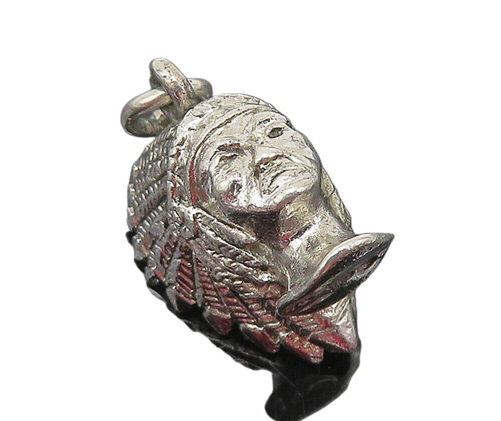 925 Sterling Silver  Vintage Shiny Petite Chief's Head Drop Pendant  PT9446