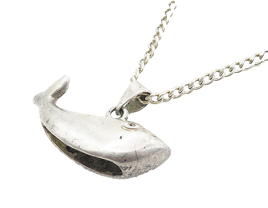 925 Sterling Silver  Vintage Hollow Whale Pendant Thin Chain Necklace  NE1441