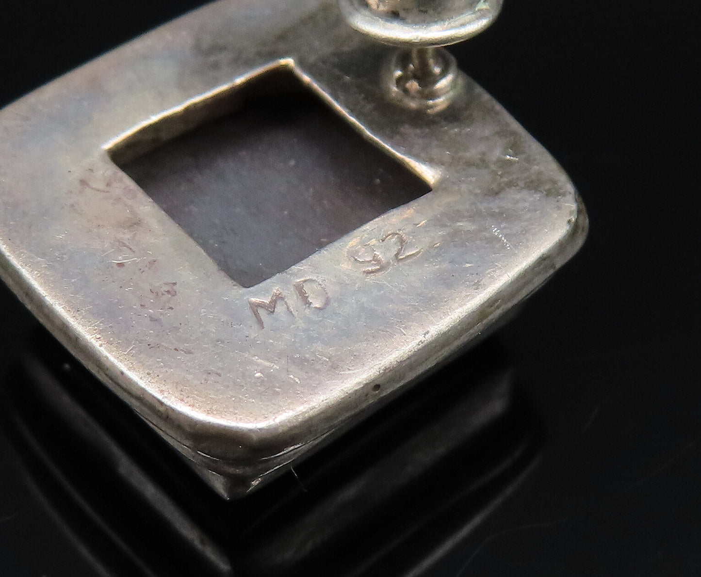925 Sterling Silver  Vintage Inlaid Square Hematite Stud Earrings  EG11869