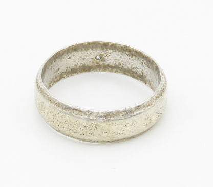 925 Sterling Silver  Vintage Genuine Diamond Accent Band Ring Sz 7.5  RG15532