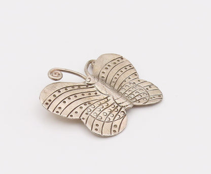 925 Sterling Silver  Vintage Carved Lines & Dotted Butterfly Pendant PT22141