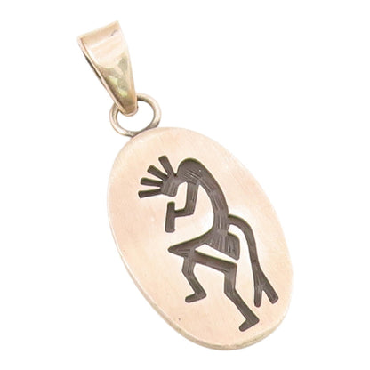 925 Sterling Silver  Vintage Carved Dancer Oval Drop Pendant  PT20085