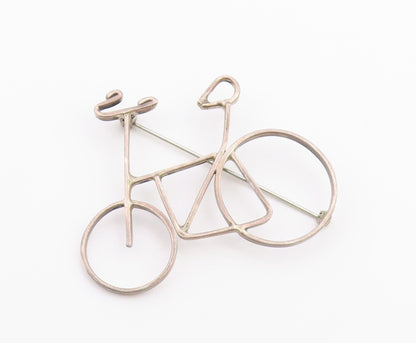 MEXICO 925 Sterling Silver  Vintage Bicycle Motif Smooth Brooch Pin  BP8768
