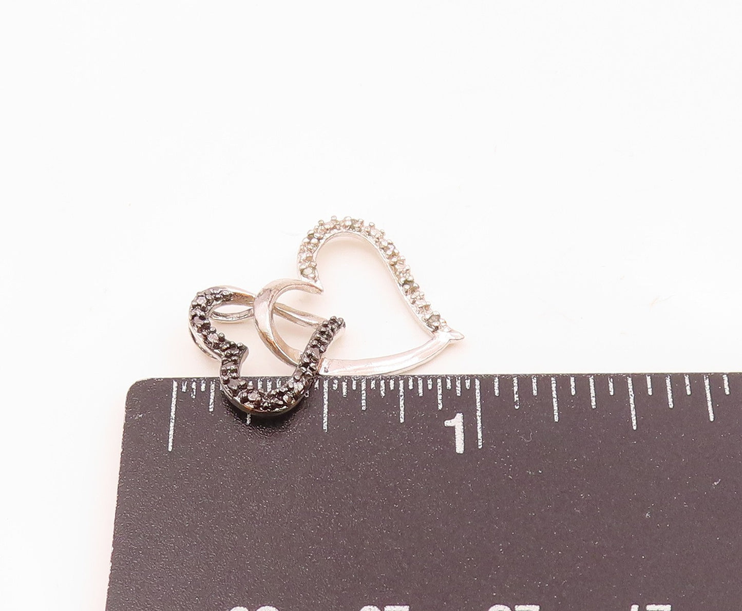 925 Silver Vintage Interlocking Love Hearts Genuine Diamonds Pendant PT20564