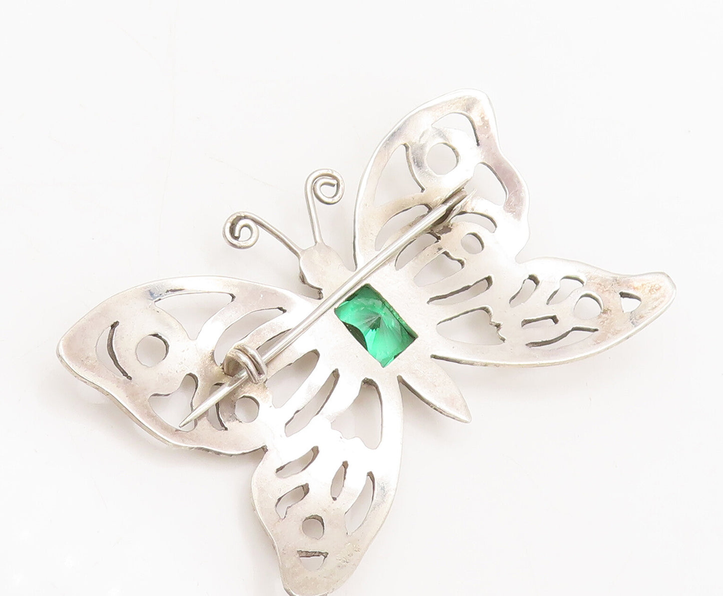 925 Silver  Vintage Cutout Butterfly Spinel Lab Emerald Brooch Pin  BP10524
