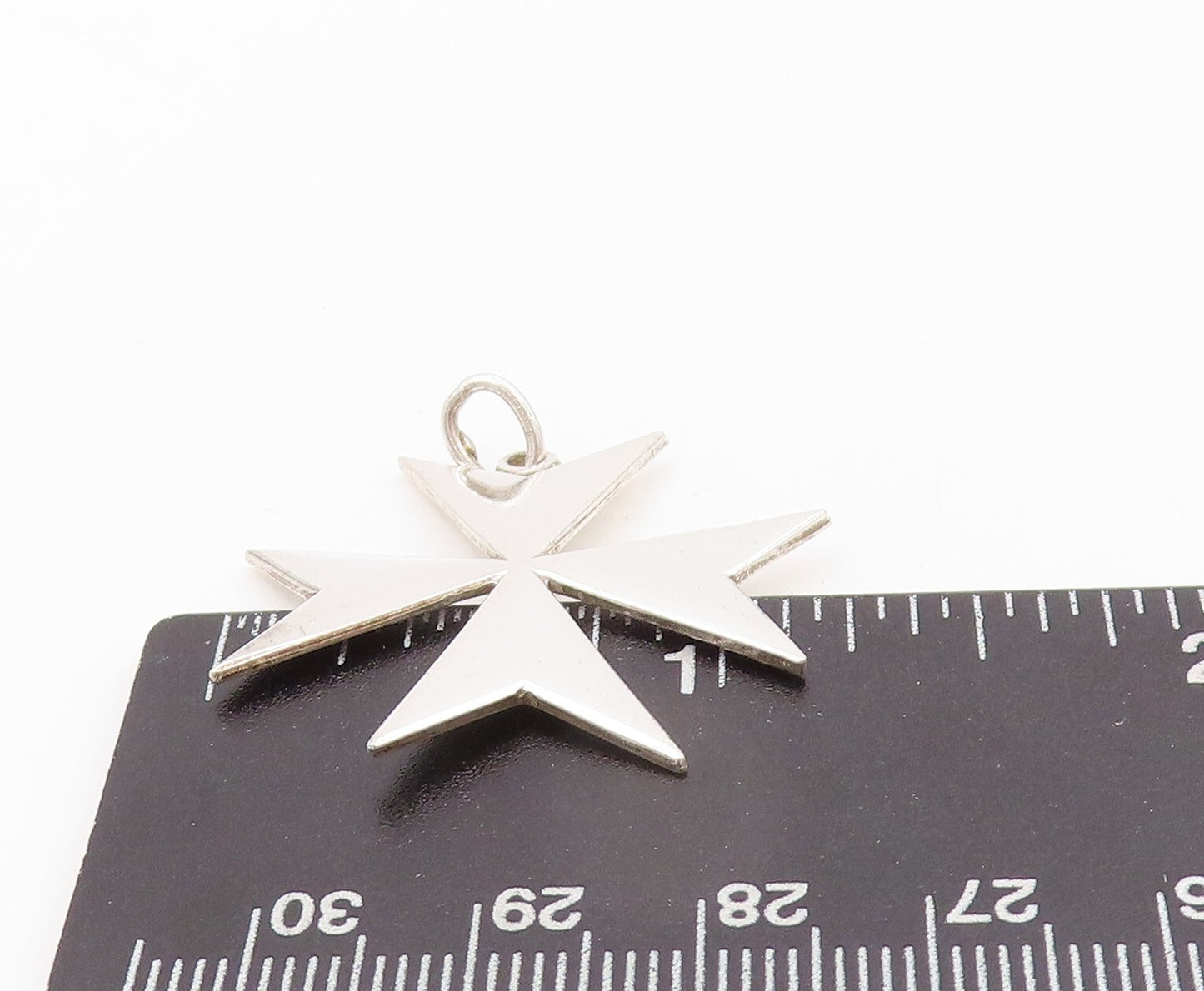 925 Sterling Silver Vintage Pendant Designer Cutout Pointed Flower  PT23916