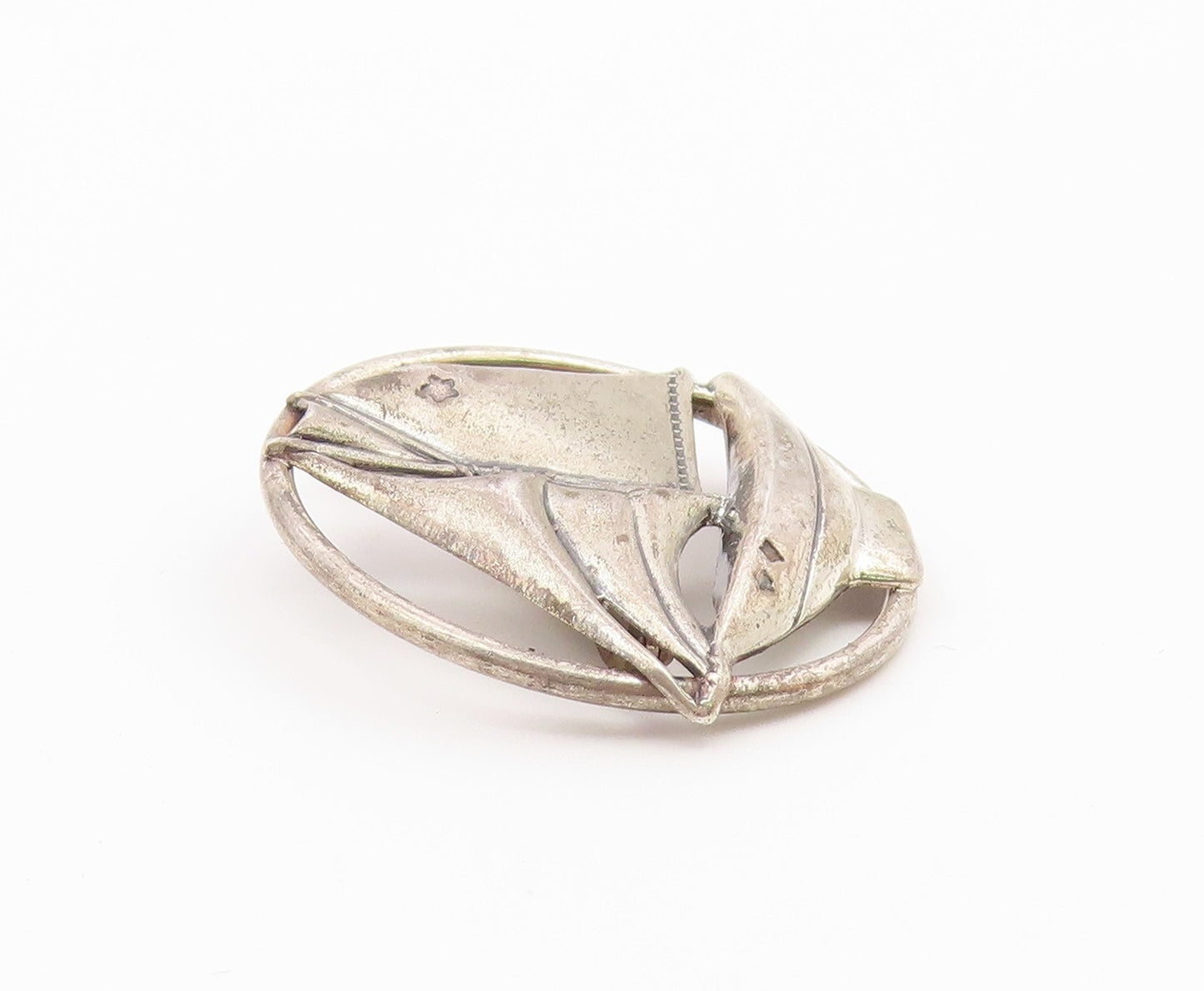 925 Sterling Silver  Vintage Sail Boat Motif Round Brooch Pin  BP3677