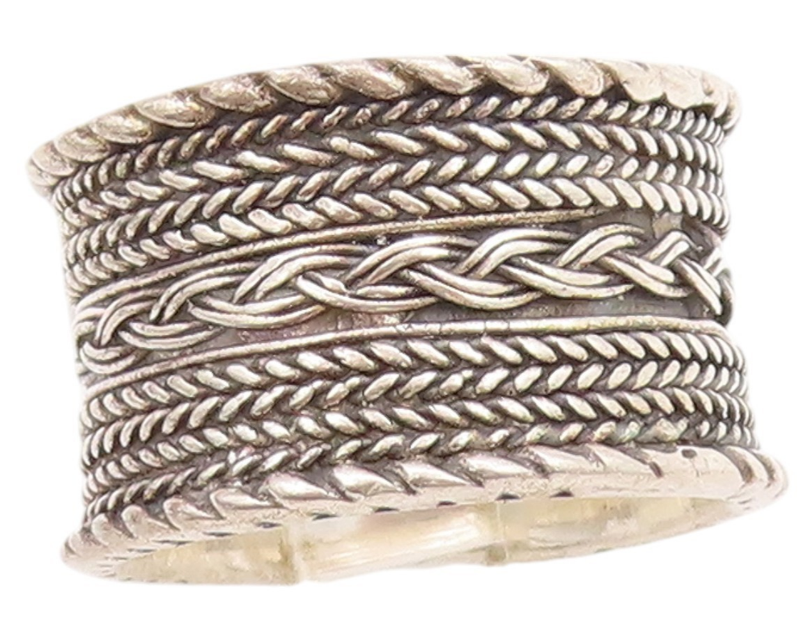 925 Sterling Silver Vintage Ring Designer Breaded Design Etched  Sz 5.5  RG33003
