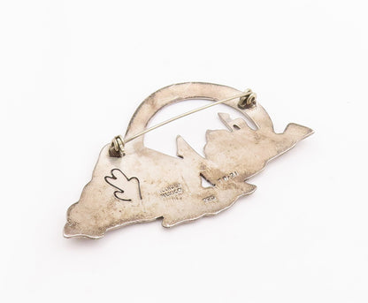 925 Sterling Silver Vintage Brooch Pin MEXICO Carved Howling Wolves  BP10956