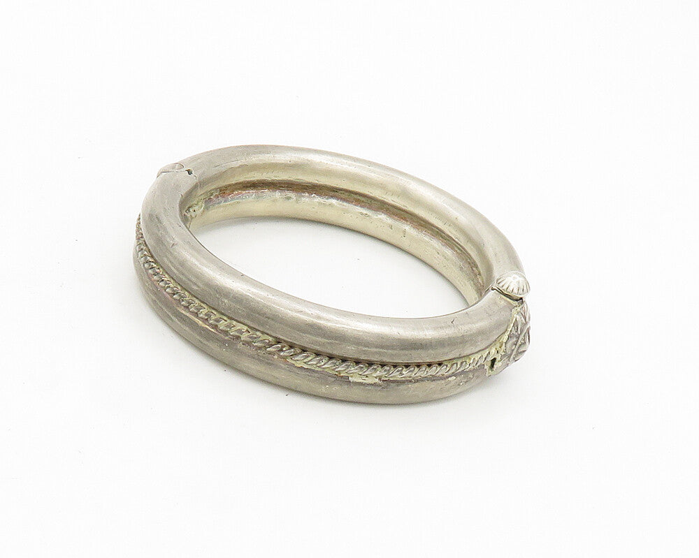 925 Sterling Silver  Vintage Antique Ribbed Twist Bangle Bracelet  BT7471